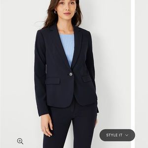 Ann Taylor One Button Stretch Blazer in Navy